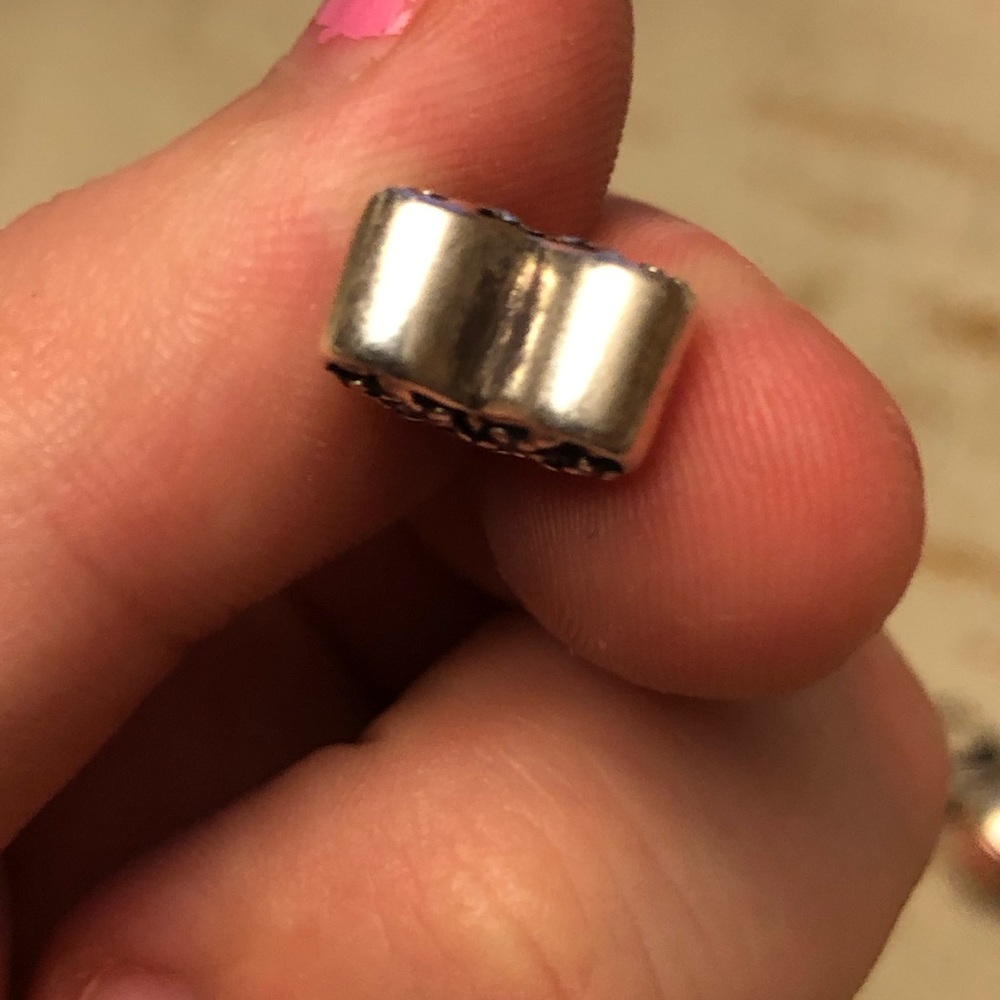 PANDORA Snowflake Heart Charm - Picture 5 of 5